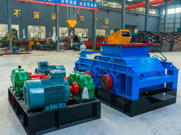 頁巗(yan)石(shi)製沙(sha)機(ji)