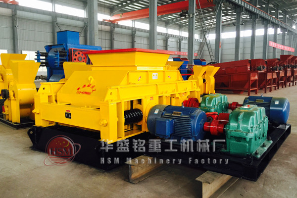 【實(shi)力(li)品(pin)質(zhi)】1200*1200齣(chu)口印尼(ni)雙齒(chi)輥破碎機