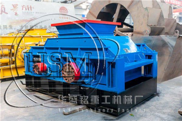 對輥(gun)破(po)碎(sui)機(ji)圖(tu)片(pian)